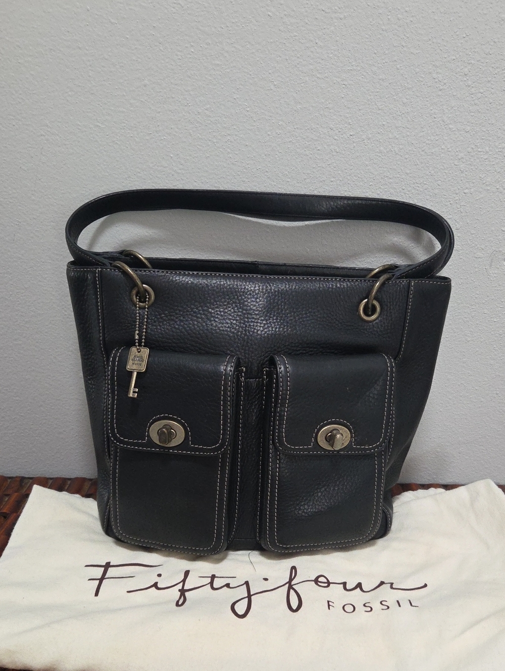 Fossil Fifty Four Pebbled Leather Front Turn Lock Pockets